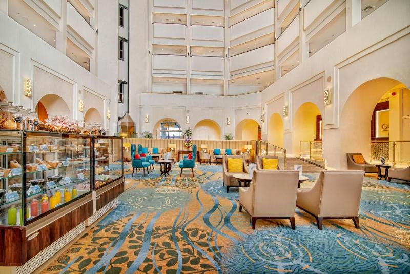 Radisson Blu Hotel & Resort, Al Ain - Bar