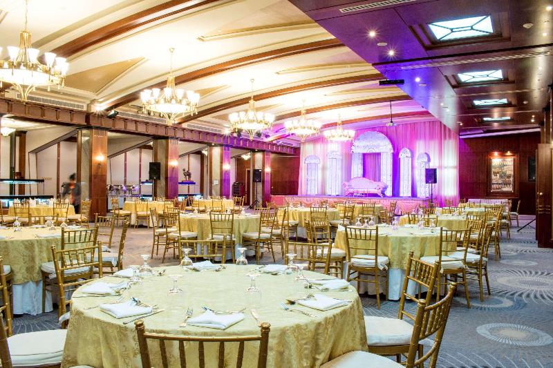 Radisson Blu Hotel & Resort, Al Ain - Toplantı
