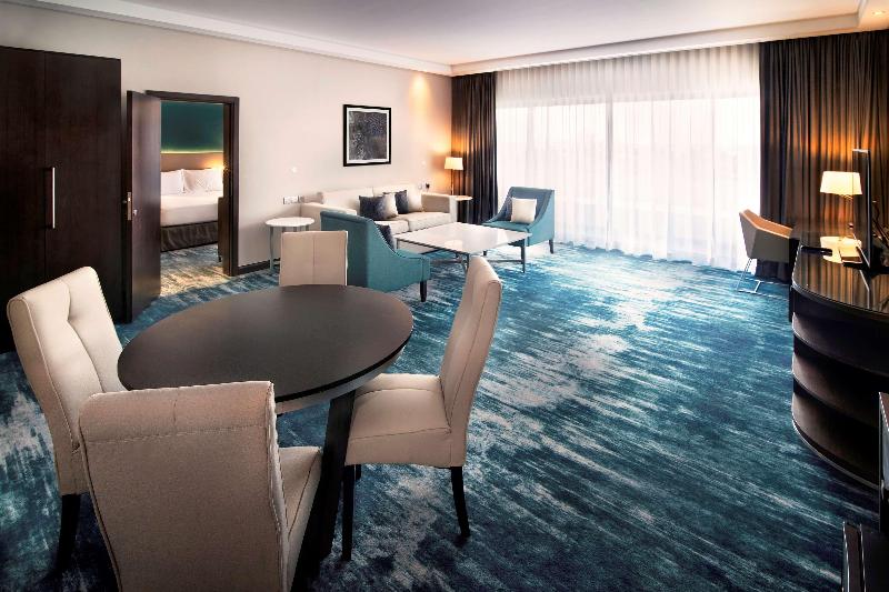 Radisson Blu Hotel & Resort, Al Ain - Oda