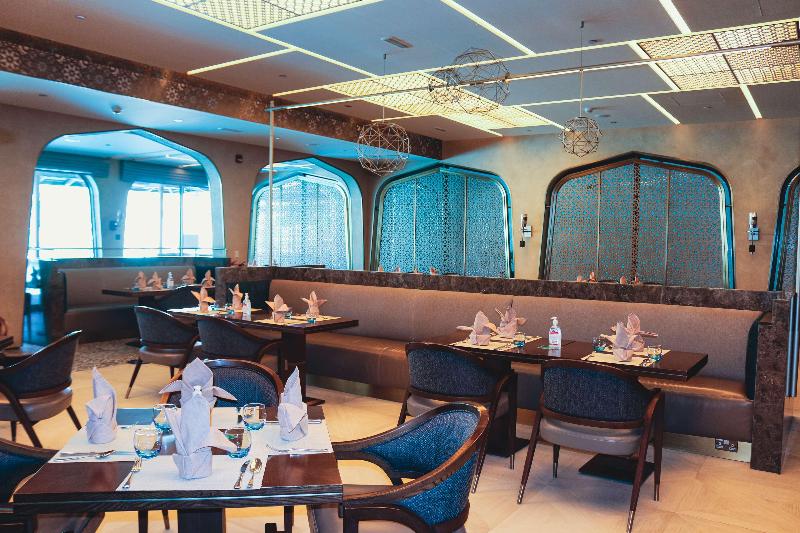 Radisson Blu Hotel & Resort, Al Ain - Restoran