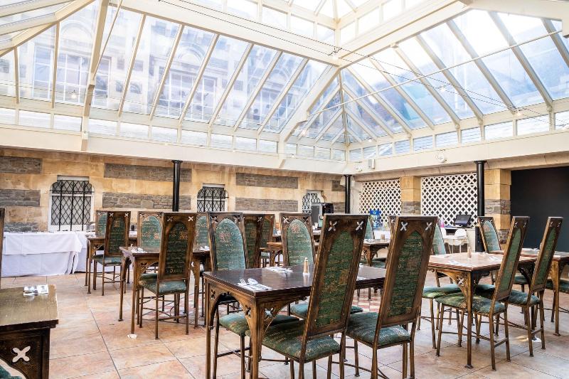 Arnos Manor - Restoran