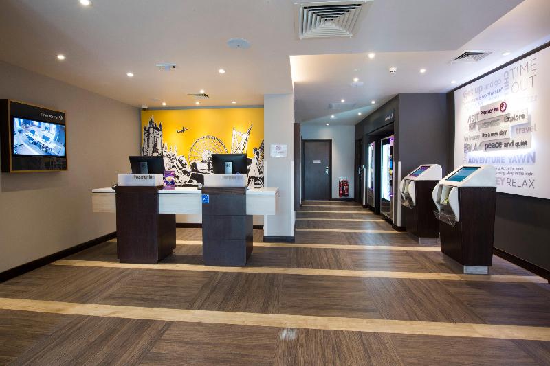 Premier Inn Southampton - Cumberland Place - Lobi