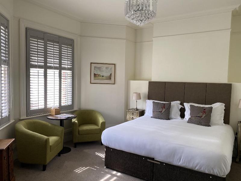 Forest Park Hotel - Oda