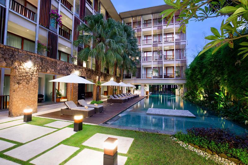 THE HAVEN Bali Seminyak - Havuz