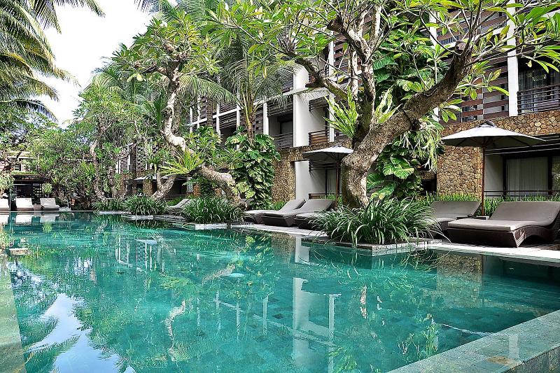 THE HAVEN Bali Seminyak - Havuz