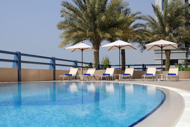 Dubai Marriott Harbour Hotel & Suites - Havuz