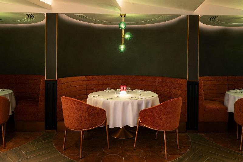 Dubai Marriott Harbour Hotel & Suites - Restoran