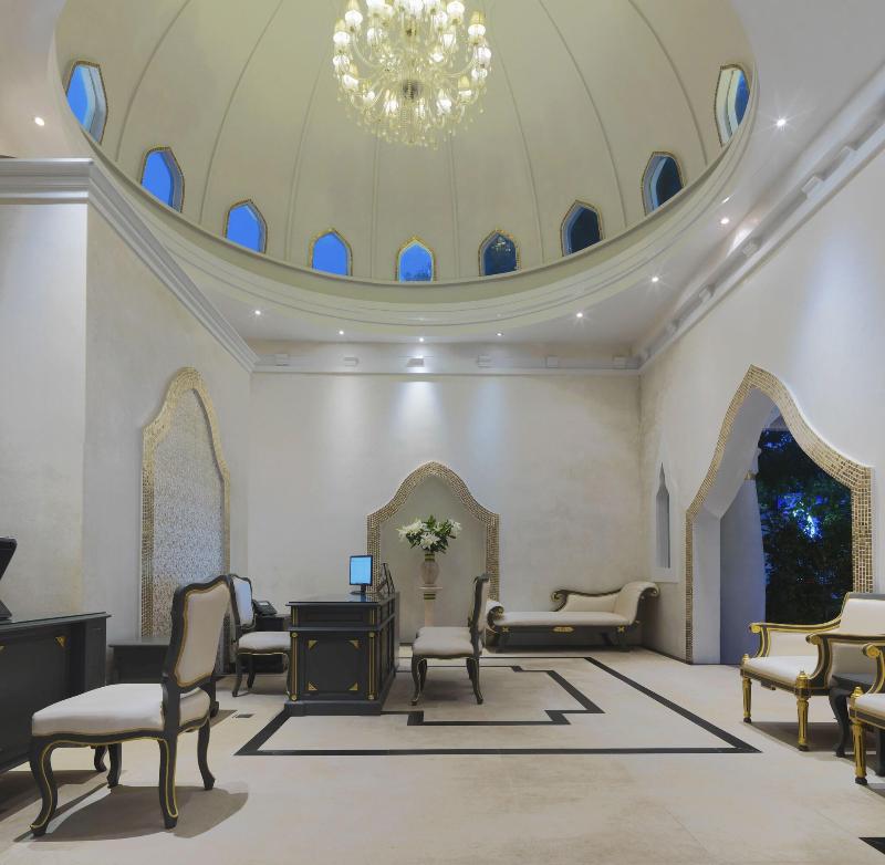 Chanalai Romantica Resort - Lobi