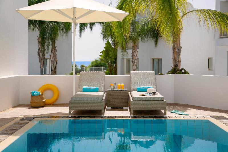 Althea Kalamies Luxury Villas - Havuz