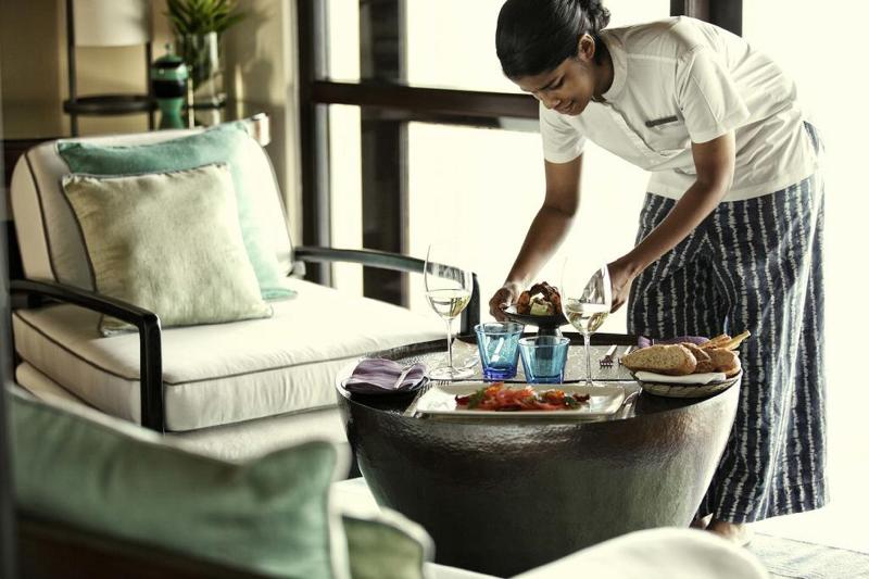 Four Seasons Resort Maldives at Kuda Huraa - Oda