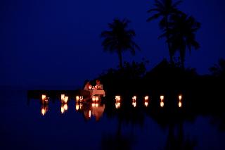 Four Seasons Resort Maldives at Kuda Huraa fotoÄŸrafÄ±