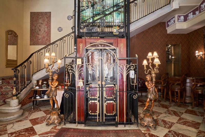 Le Metropole Luxury Heritage - Lobi