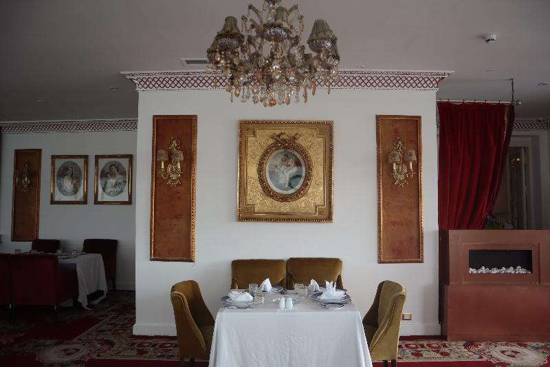 Le Metropole Luxury Heritage - Restoran