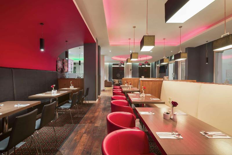 The Ramada by Wyndham Belfast - Bar