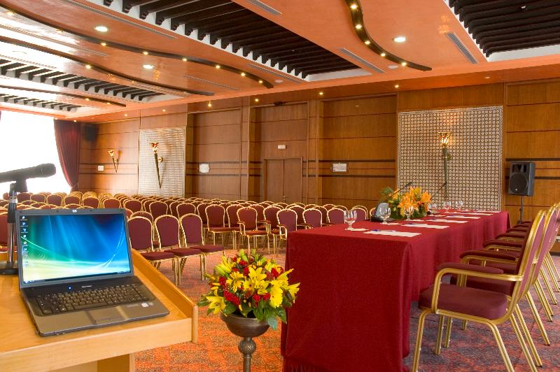 Club Val d Anfa Ocean view - Toplantı