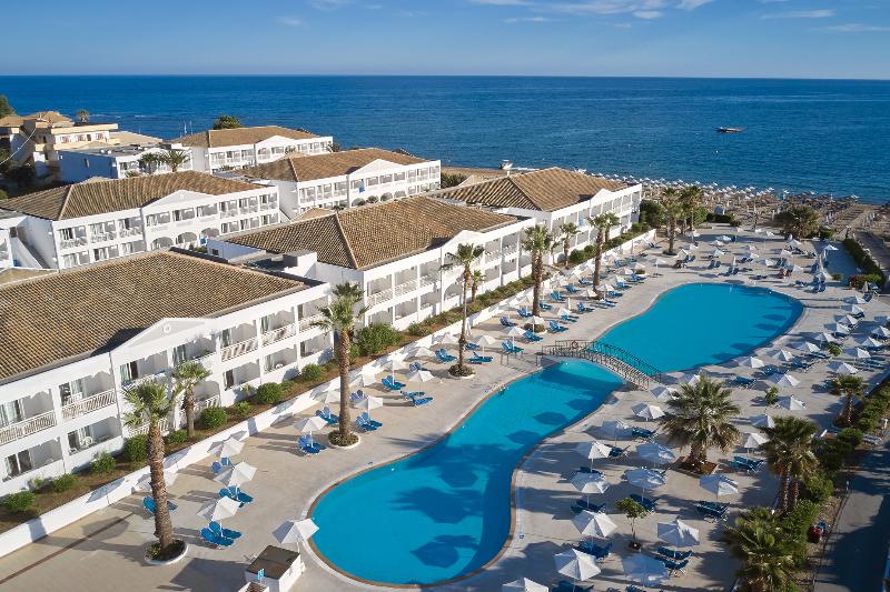 Sandy Beach Resort - Genel