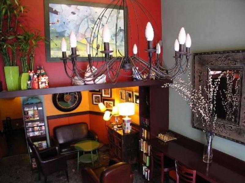 The Walled Off Hotel Paris