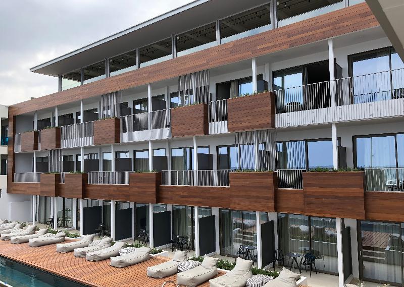 Ikones Seafront Luxury Suites - Genel