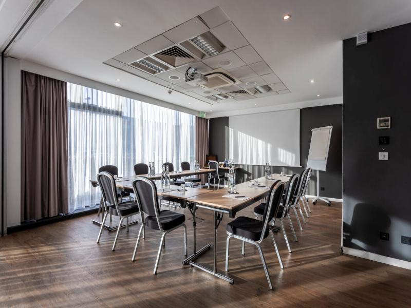 B&B HOTEL Derby - Toplantı