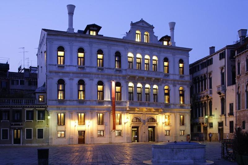 Ruzzini Palace - Genel
