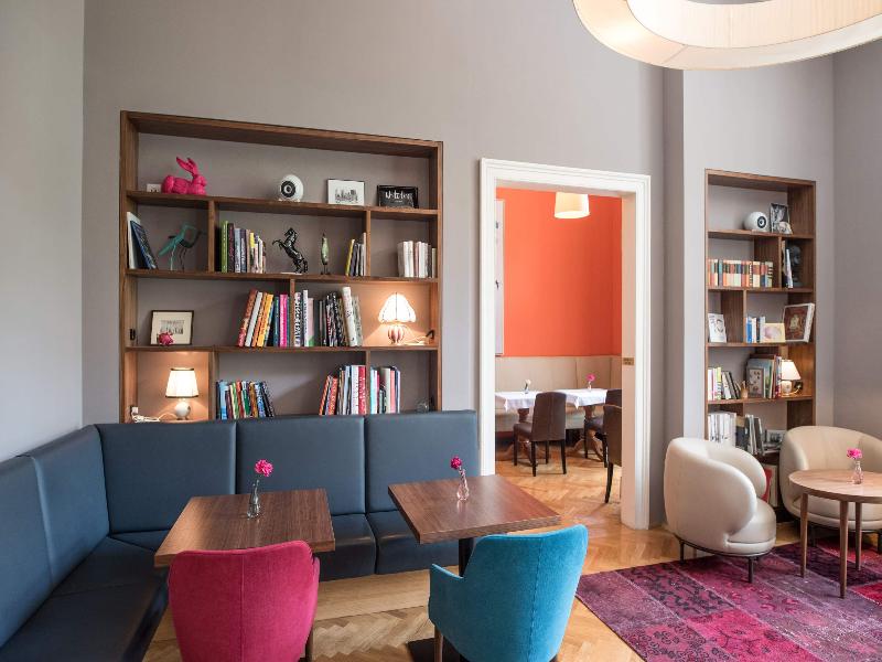 Small Luxury Hotel Altstadt Vienna - Lobi