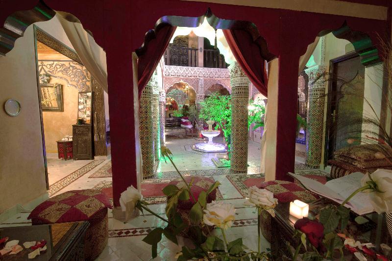 Riad Mille Et Une Nuits - Genel