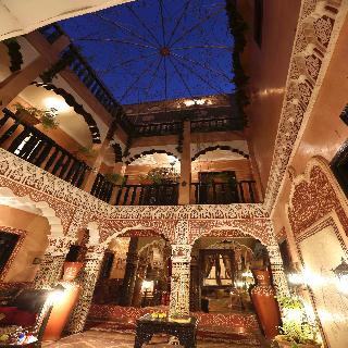 Riad Mille Et Une Nuits
