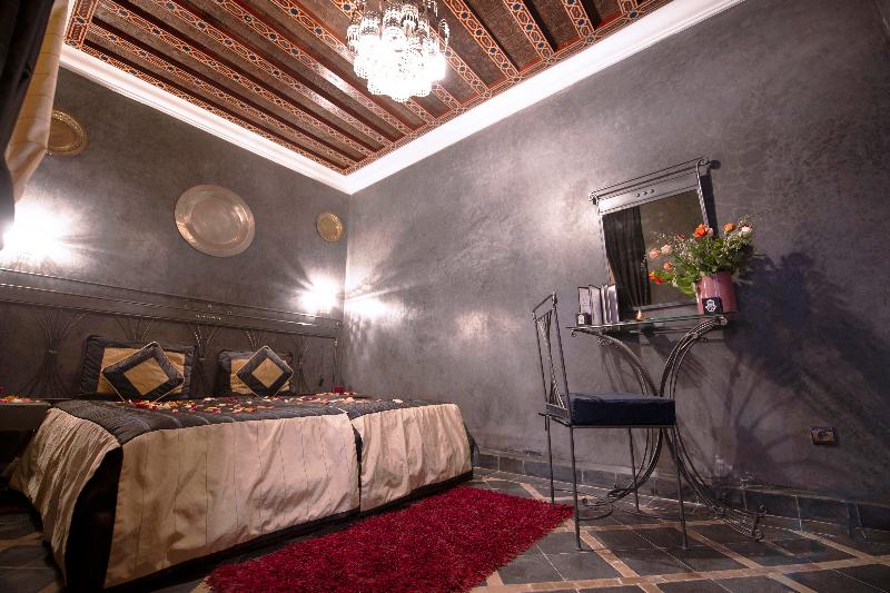 Riad Mille Et Une Nuits - Oda