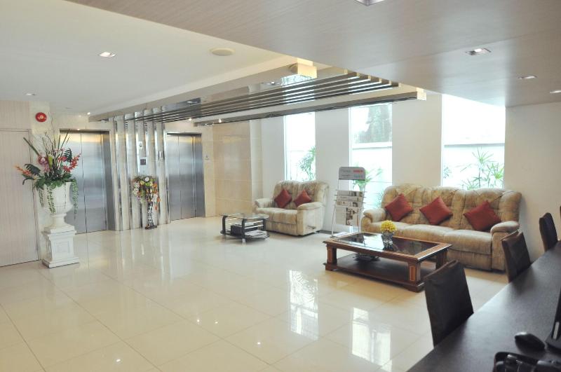 Centric Palace Hotel - Lobi