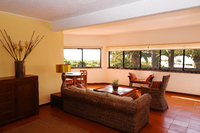 Praia da Lota Resort - Hotel - Lobi