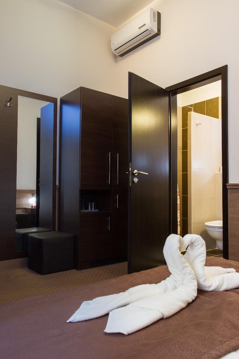Central Hotel 21 - Oda