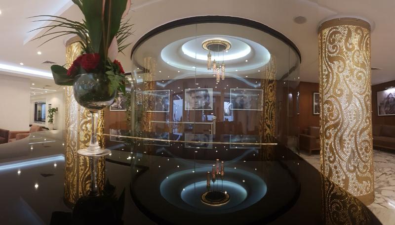 Fredj Hotel - Lobi