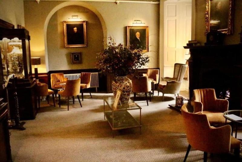 Lumley Castle - Lobi
