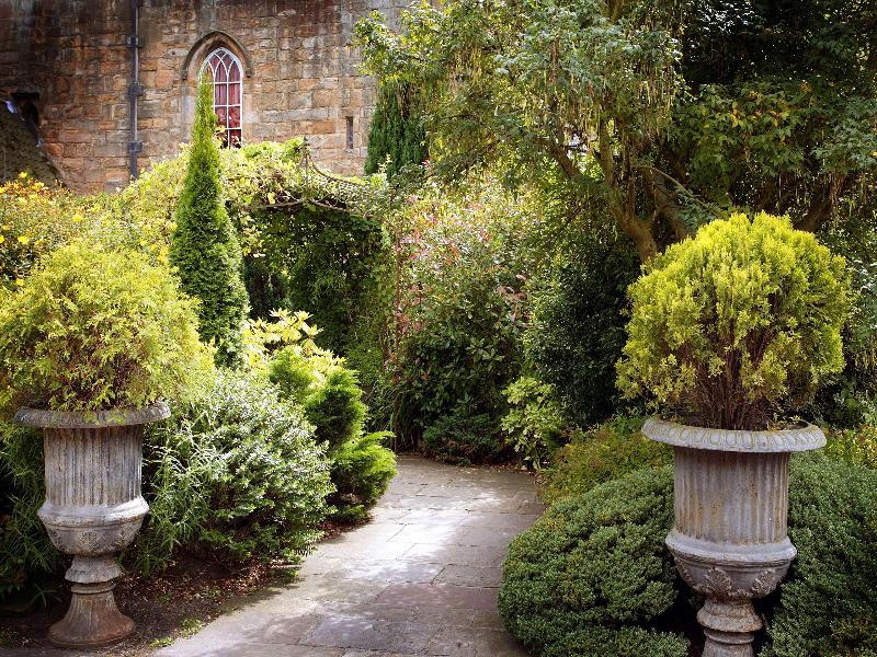 Lumley Castle - Genel