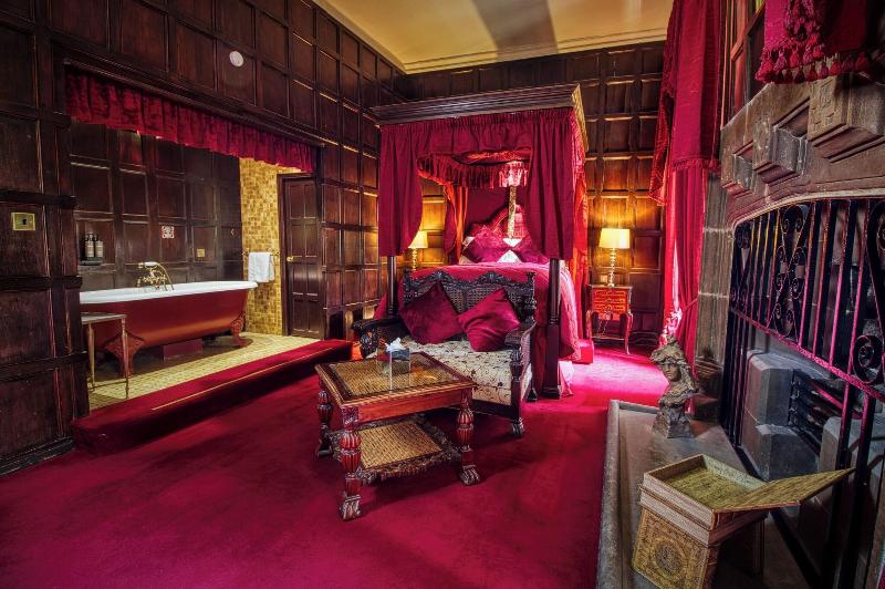 Lumley Castle - Oda