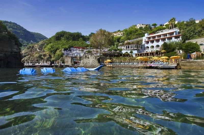 Strand Hotel Delfini - Genel