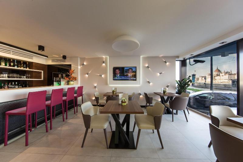Boutique Hotel Victoria Budapest - Lobi