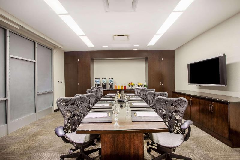 Hilton Garden Inn NY West 35 Street - Toplantı