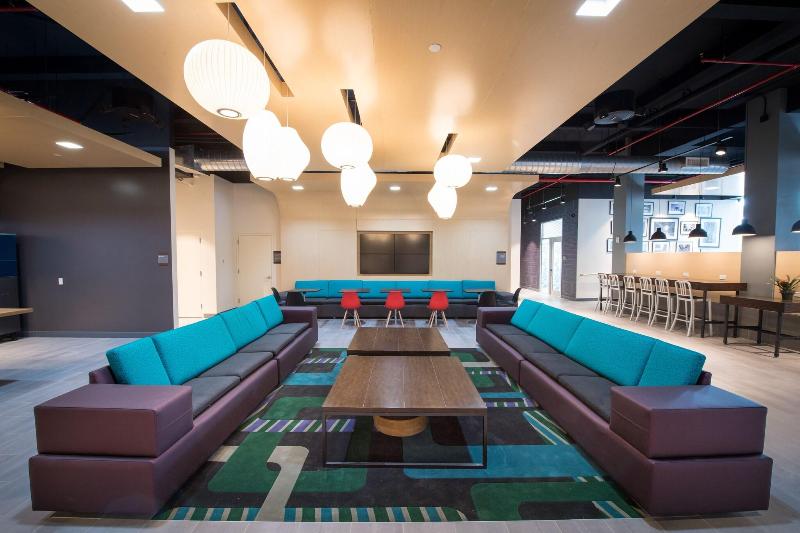 Aloft New York LaGuardia Airport - Lobi