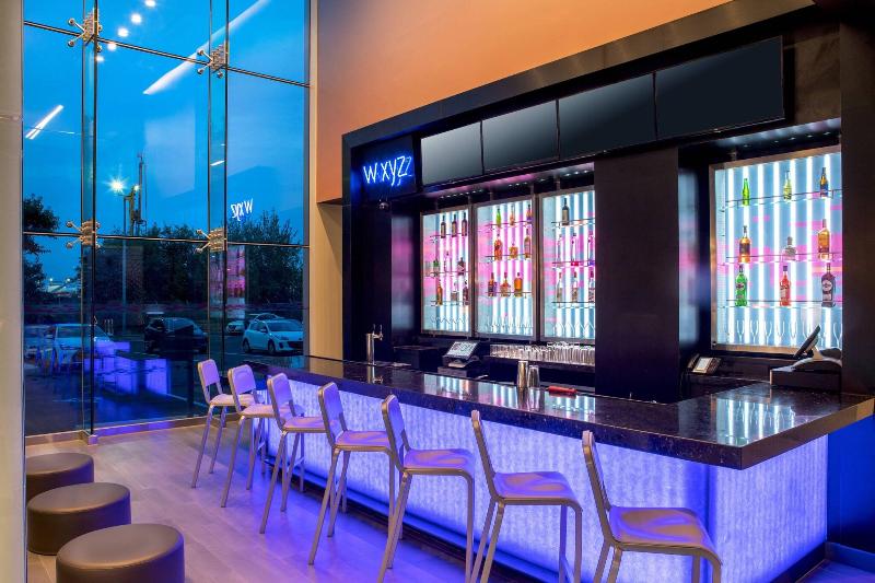 Aloft New York LaGuardia Airport - Restoran