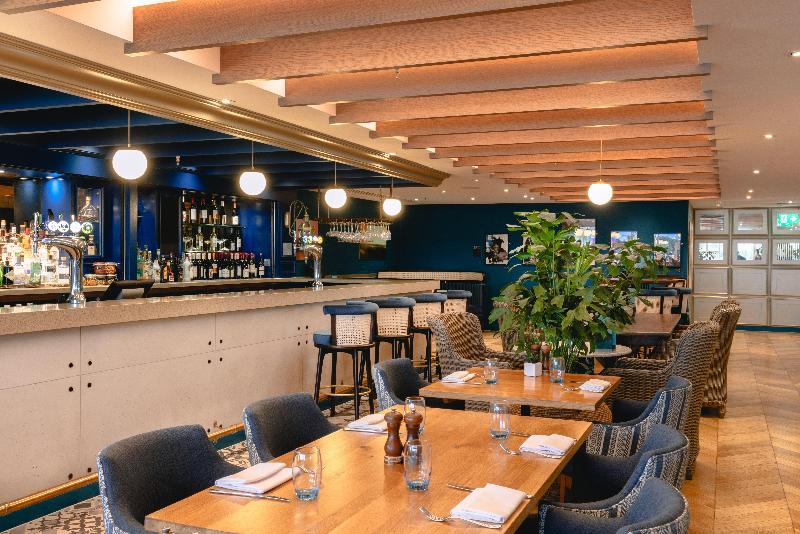 voco St David's Cardiff, an IHG Hotel - Bar