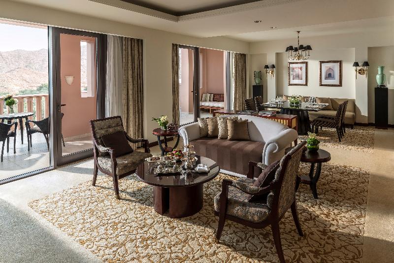 Al Husn Hotel Muscat - Oda
