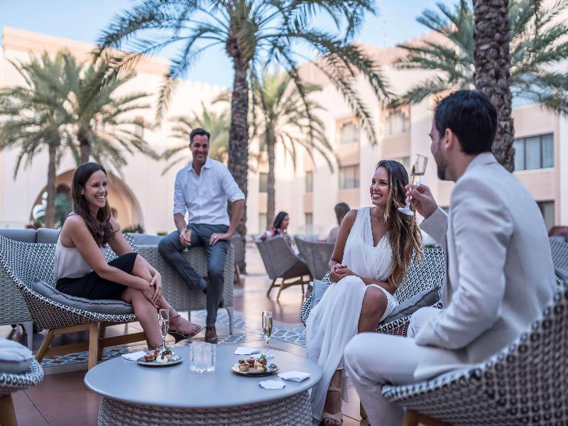 Al Husn Hotel Muscat - Oda