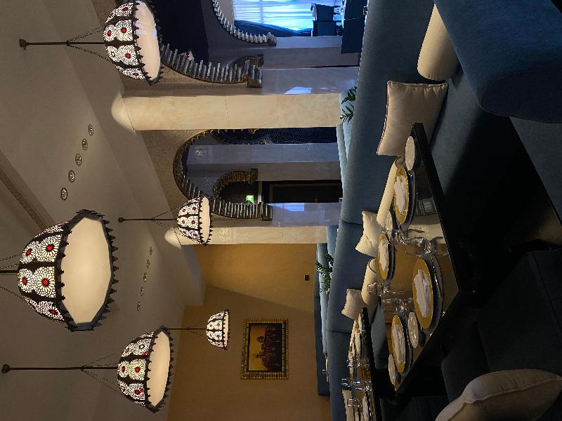 Al Husn Hotel Muscat - Restoran