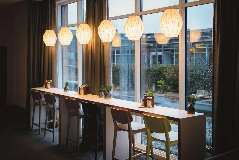 Vienna House Easy by Wyndham Bad Oeynhausen - Bar