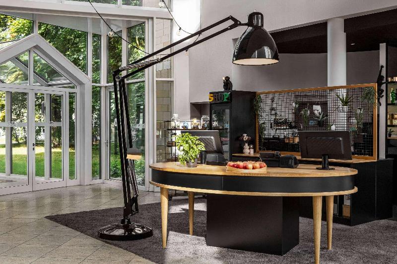 Vienna House Easy by Wyndham Bad Oeynhausen - Lobi