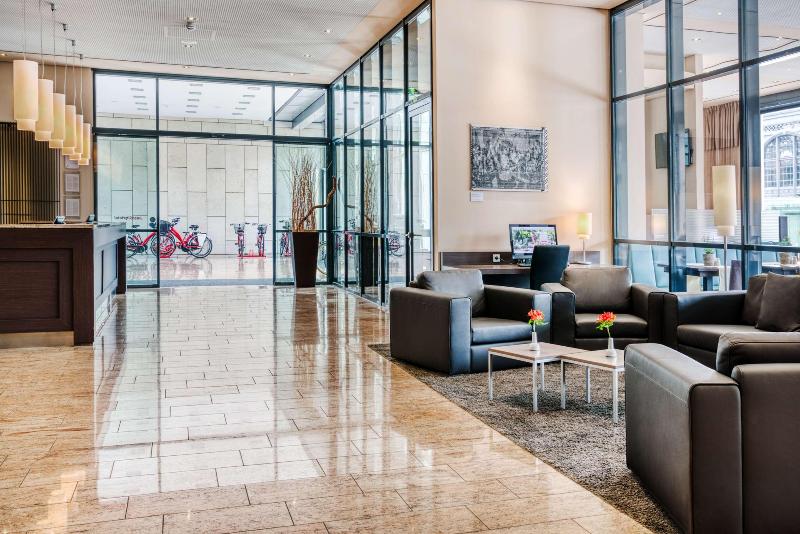 IntercityHotel Dresden - Lobi