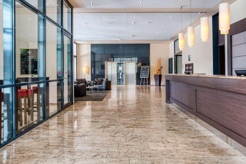 IntercityHotel Dresden - Genel