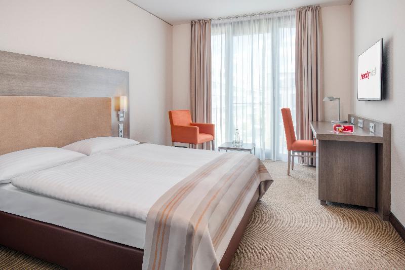 IntercityHotel Dresden - Oda