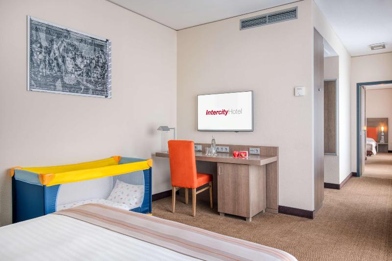 IntercityHotel Dresden - Oda